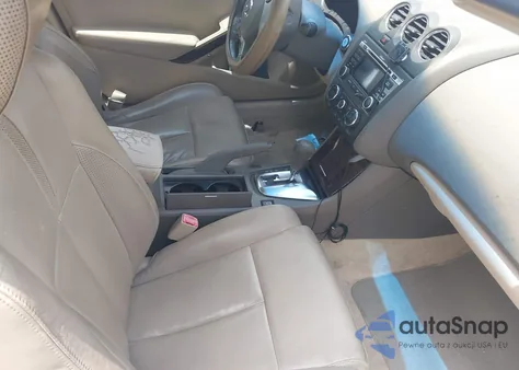 2010 Nissan Altima 2.5 S z USA, uszkodzony, nr VIN 1N4AL2EPXAC160910